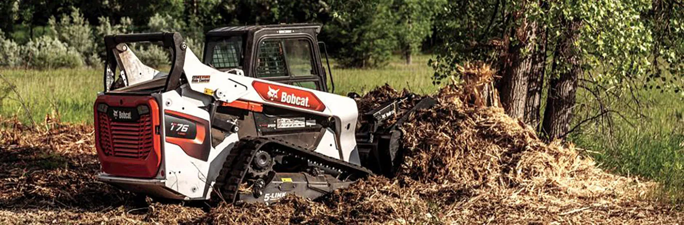 T76 Loader At Work